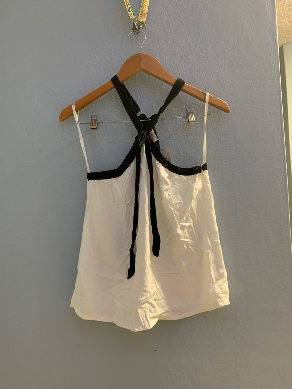 Contrast Trim White Women's Tie-Back Camisole